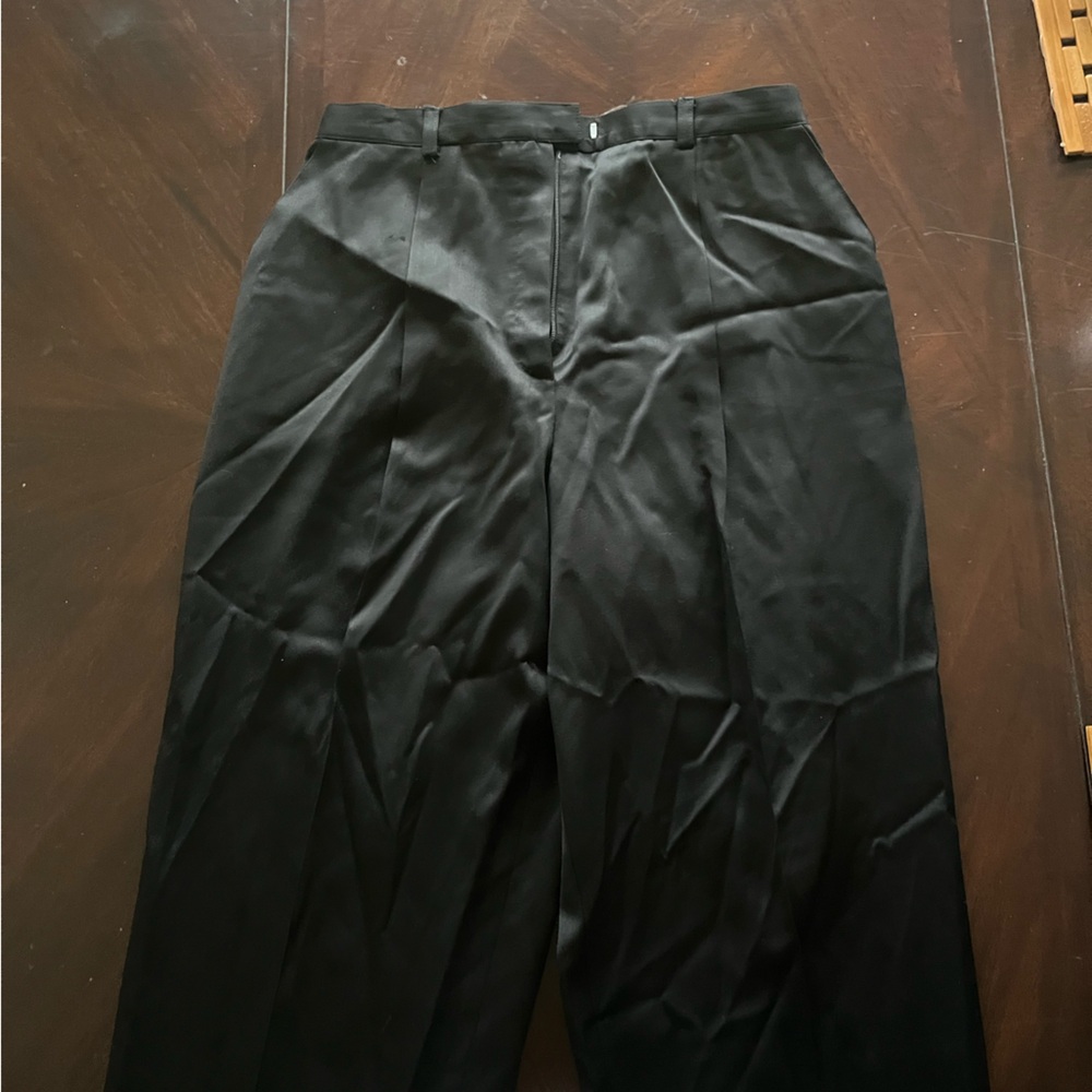 silk escada black trouser pants size 42. amazing condition